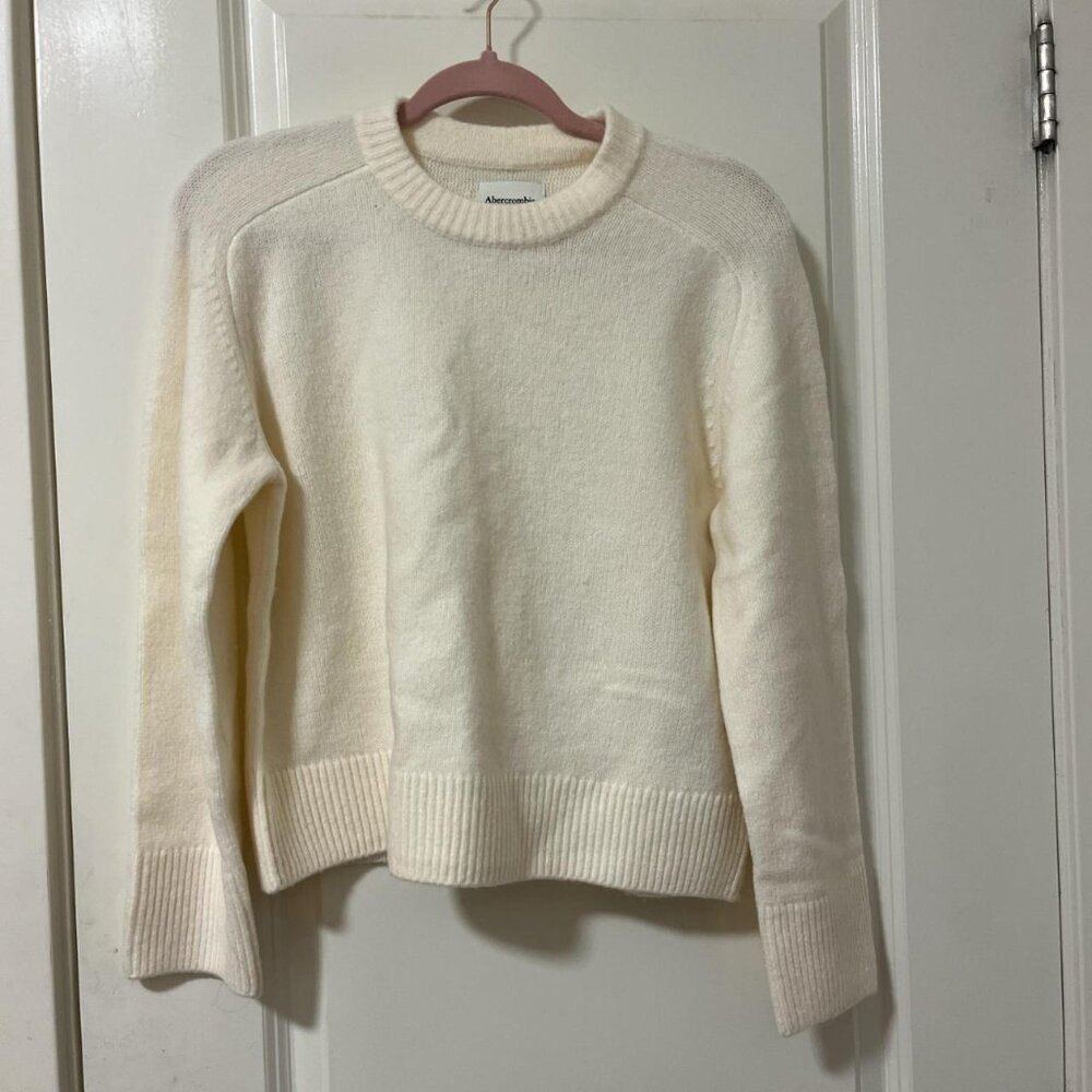 Abercrombie & Fitch Madeline Crew Sweater XS